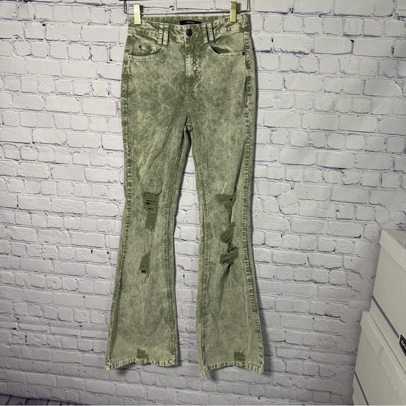 Forever 21 Olive Corduroy Pants - Picture 1 of 4